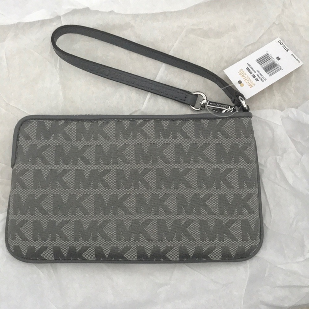 NWT Michael Kors wristlet - Picture 2 of 7